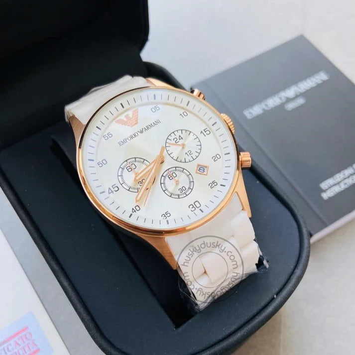 White Chronograph Analog White Dial Men's Watch